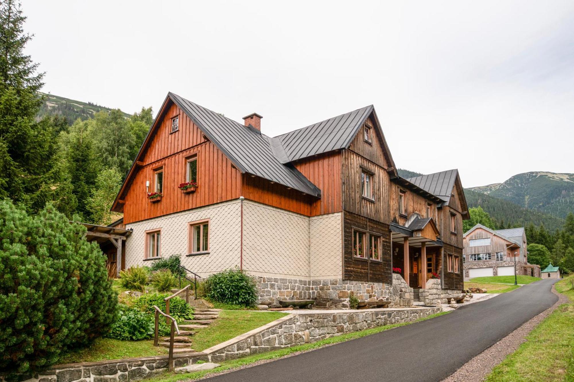Pension Erban Spindleruv Mlyn Exterior photo